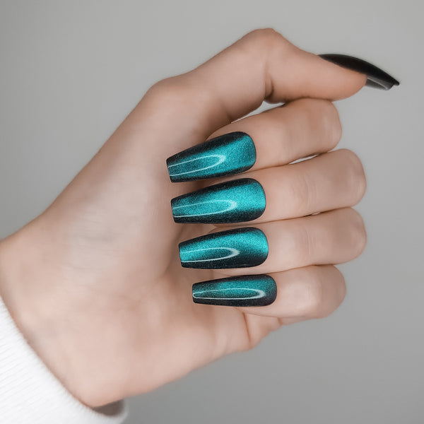 Ocean Cat Eye Coffin Press-On Nails