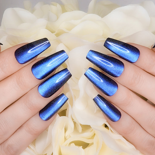 Stardust Cat Eye Coffin Press-On Nails