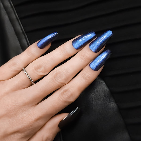 Stardust Cat Eye Coffin Press-On Nails